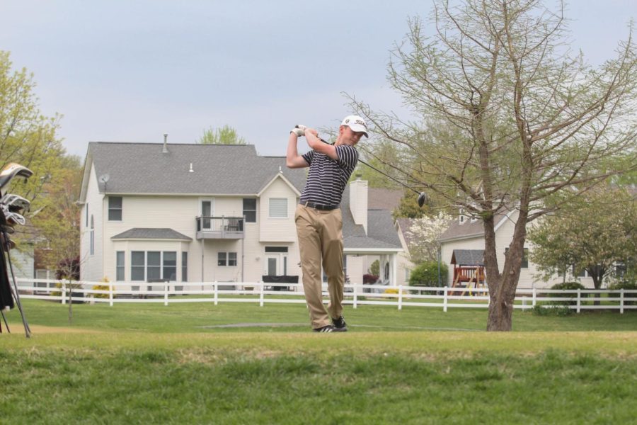 Boys Golfs Win Against Fort Zumwalt North [Photo Gallery]