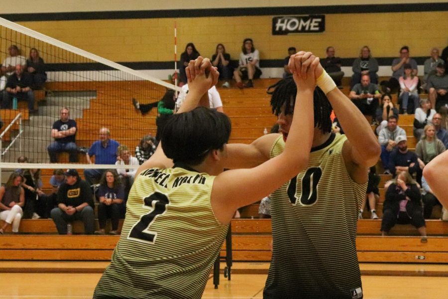 Varsity Boys Volleyball Falls to FHC on Senior Night