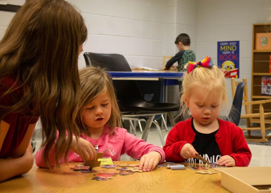 Mini Knights Preschool Meets on March 16 [Photo Gallery]