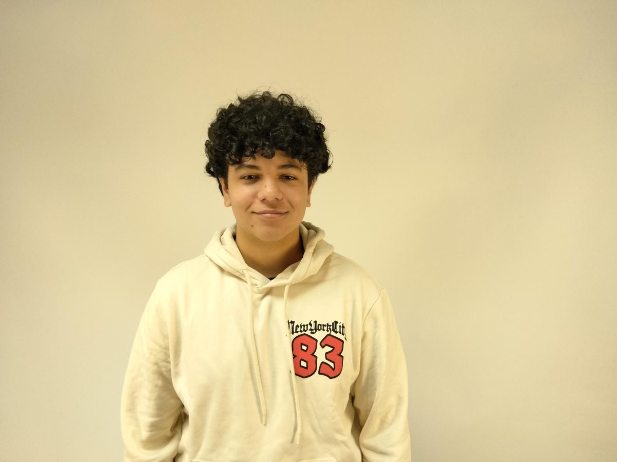 Jad Khdeer is a current senior at FHN. Khdeer moved to America from Qatar and has been speaking Arabic since he was born but just recently had to learn English for school. Jad’s parents are originally from Jordan and Palestine.   