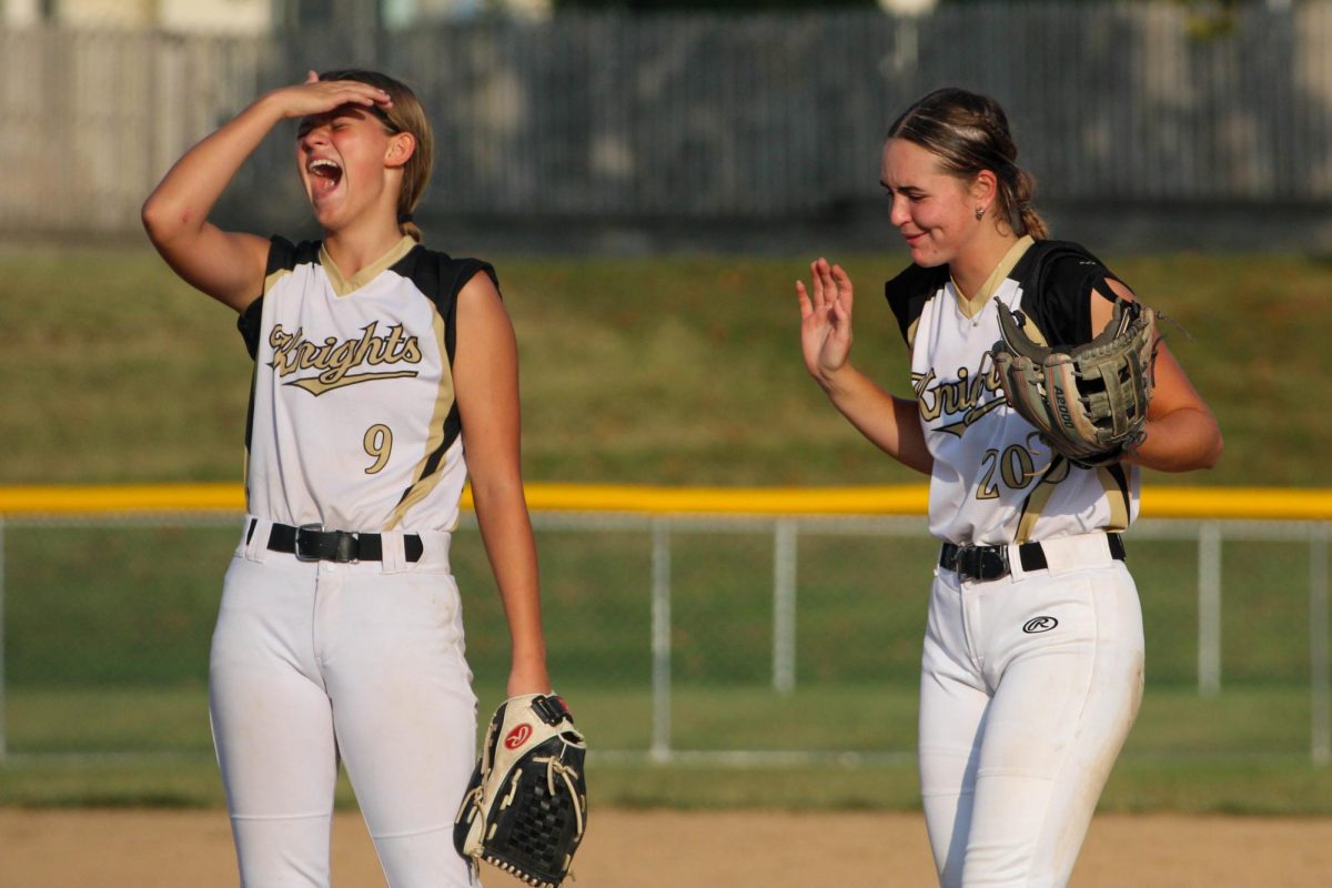 Varsity Softball Wins Against FZW [Photo Gallery]