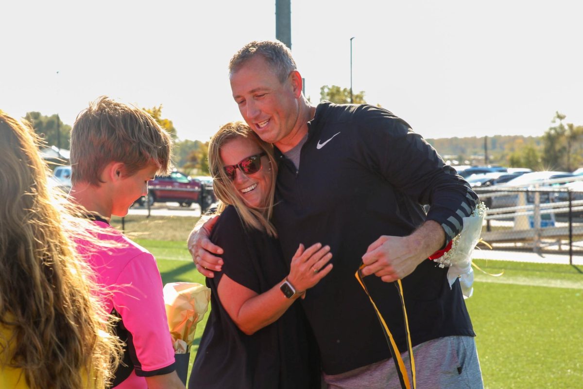 Varsity Boys Soccer Wins Against Pattonville On Senior Night [Photo Gallery]