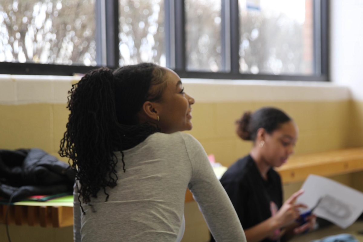 Black Student Union Holds Meeting For Board Making [Photo Gallery]