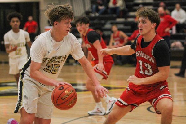 JV Boys Basketball Takes a Win Against Warrenton [Photo Gallery]