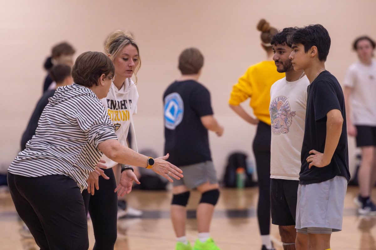 Boys Volleyball Prepares For The Upcoming Season [Photo Gallery]