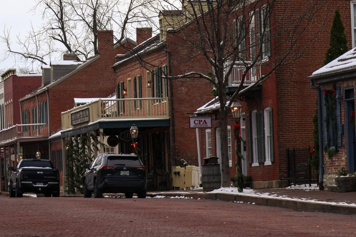 Main Street, the popular tourist destination, is situated parallel to the Missouri River.