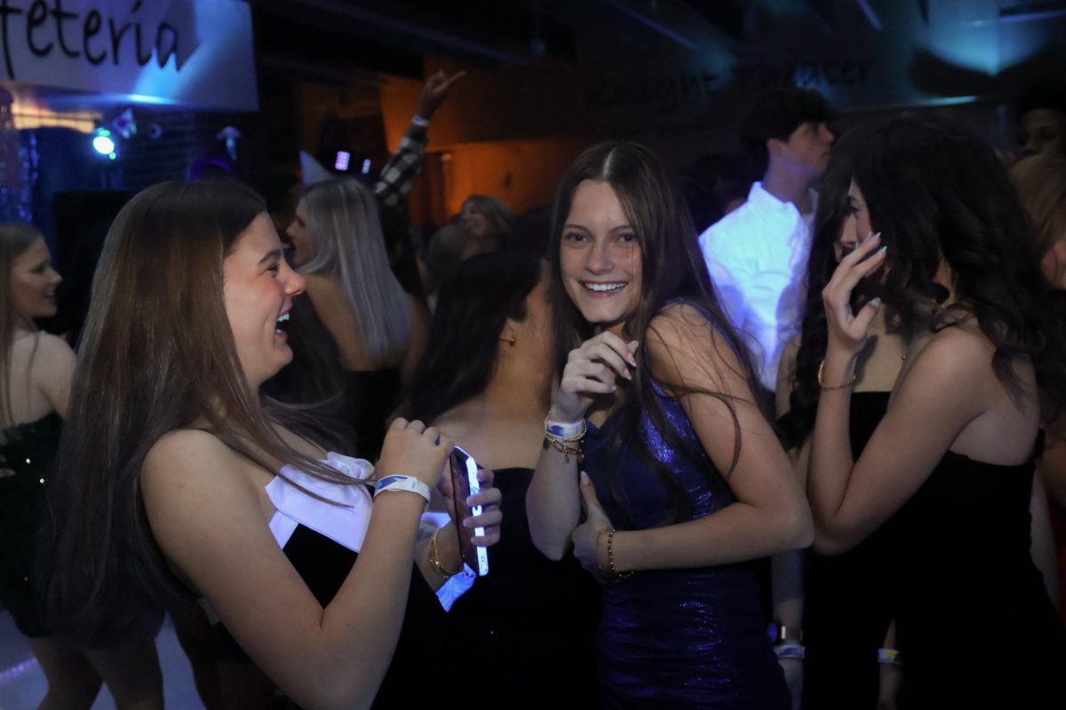 FHN Student Council Hosts Snowcoming Dance [Photo Gallery]