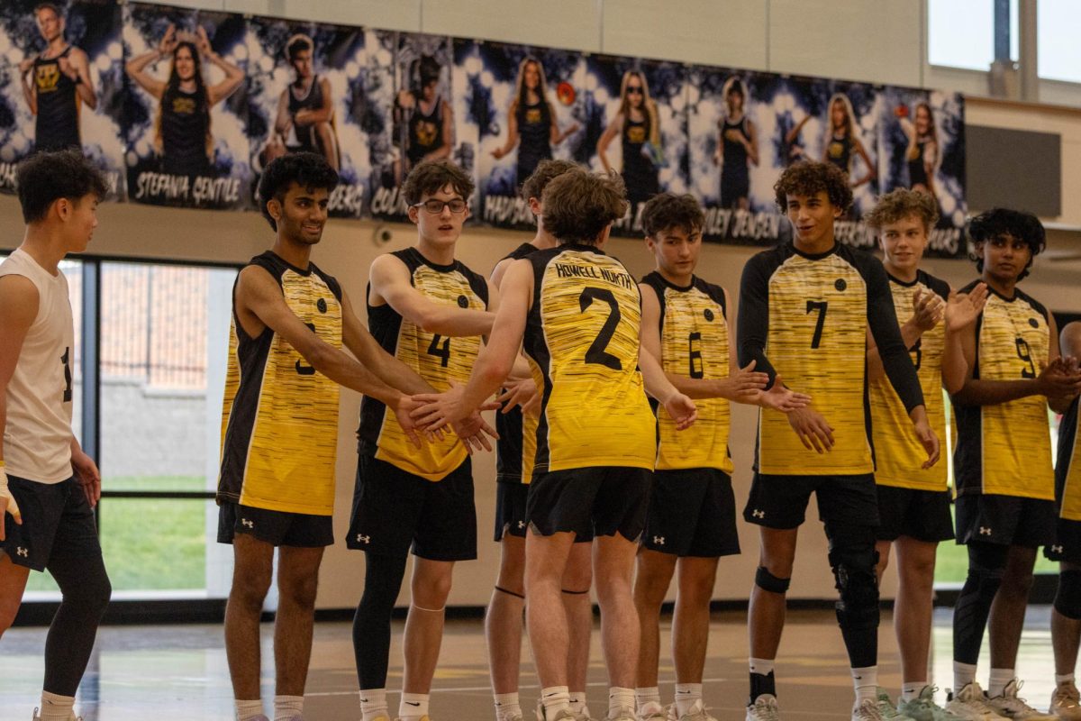Varsity Boys Volleyball Wins Against Timberland [Photo Gallery]