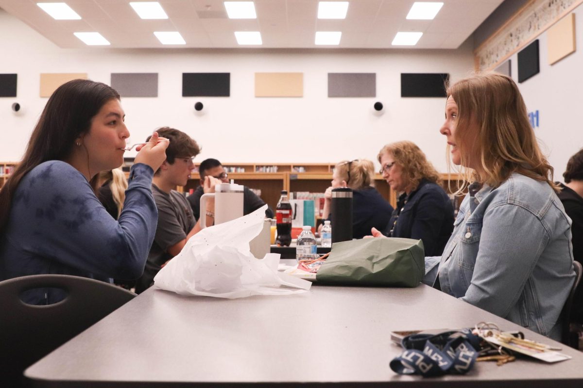 Senior NHS Celebrates Secret Scholar Breakfast [Photo Gallery]